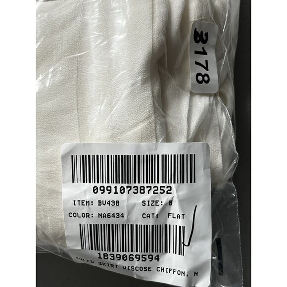 J Crew Collection Maxi Skirt Womens 8 Lightweight Chiffon Ivory Pleated Flowy - Picture 14 of 14